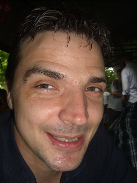 033.JPG